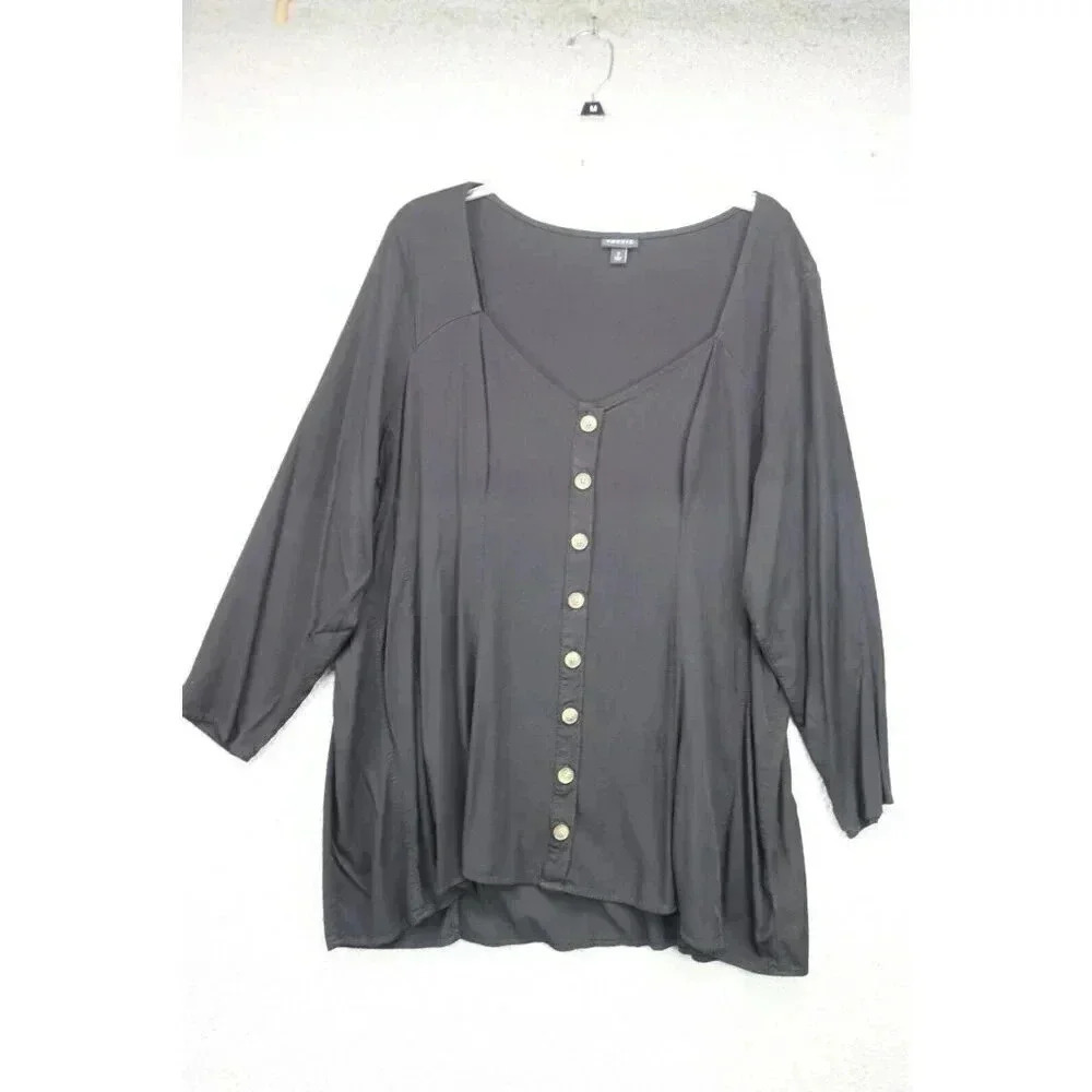 Torrid Black Long Sleeve Faux Button Up Tunic Top-Size 2 or 2X